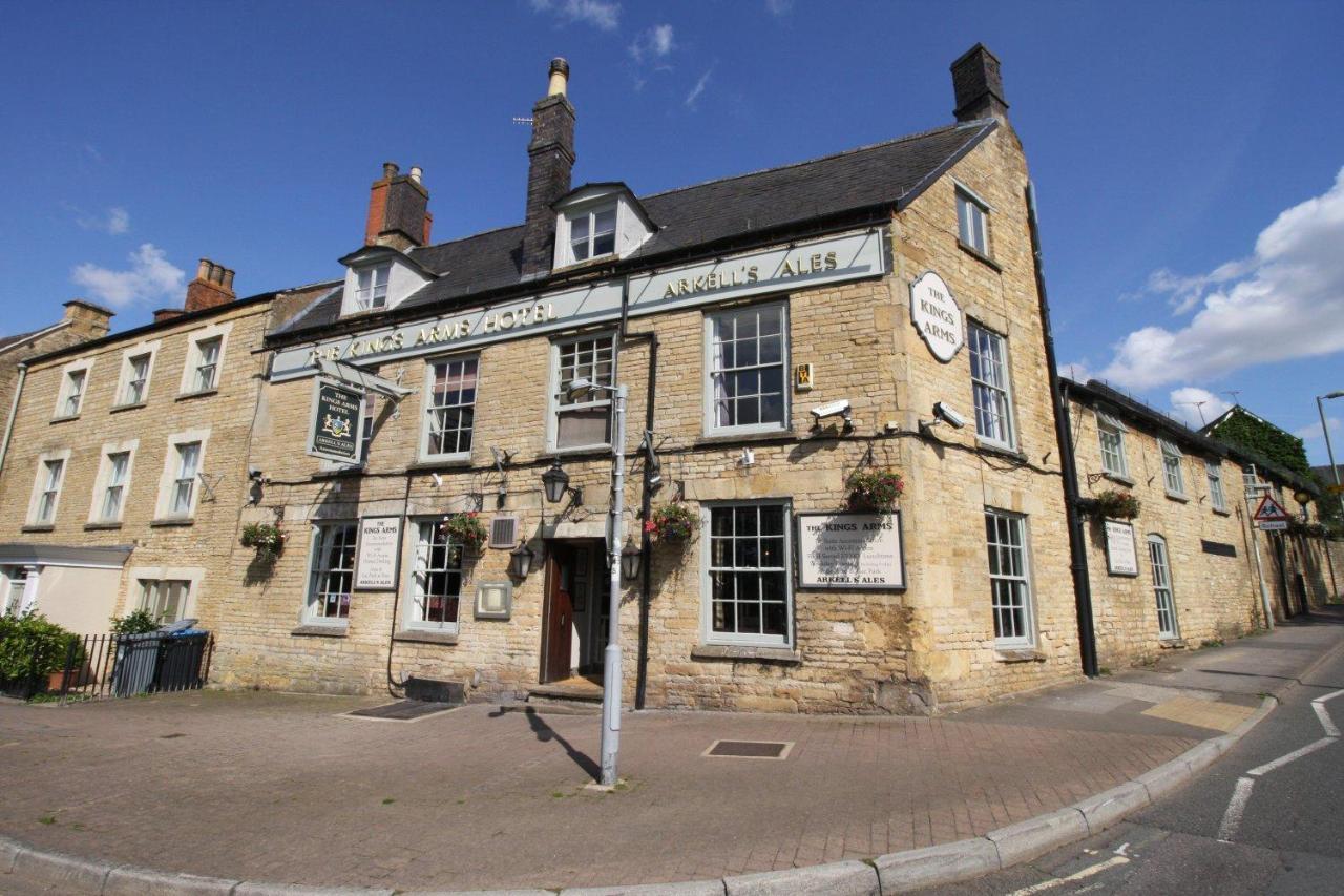 The Kings Arms Hotel Chipping Norton Exterior photo