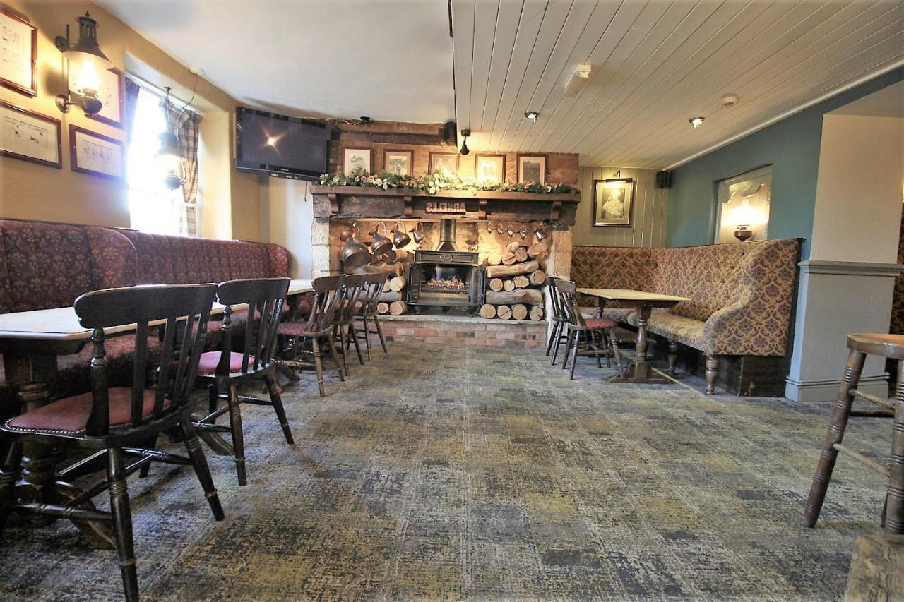 The Kings Arms Hotel Chipping Norton Exterior photo